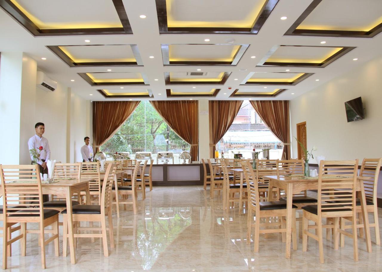 Virati Hotel Rangoon Buitenkant foto